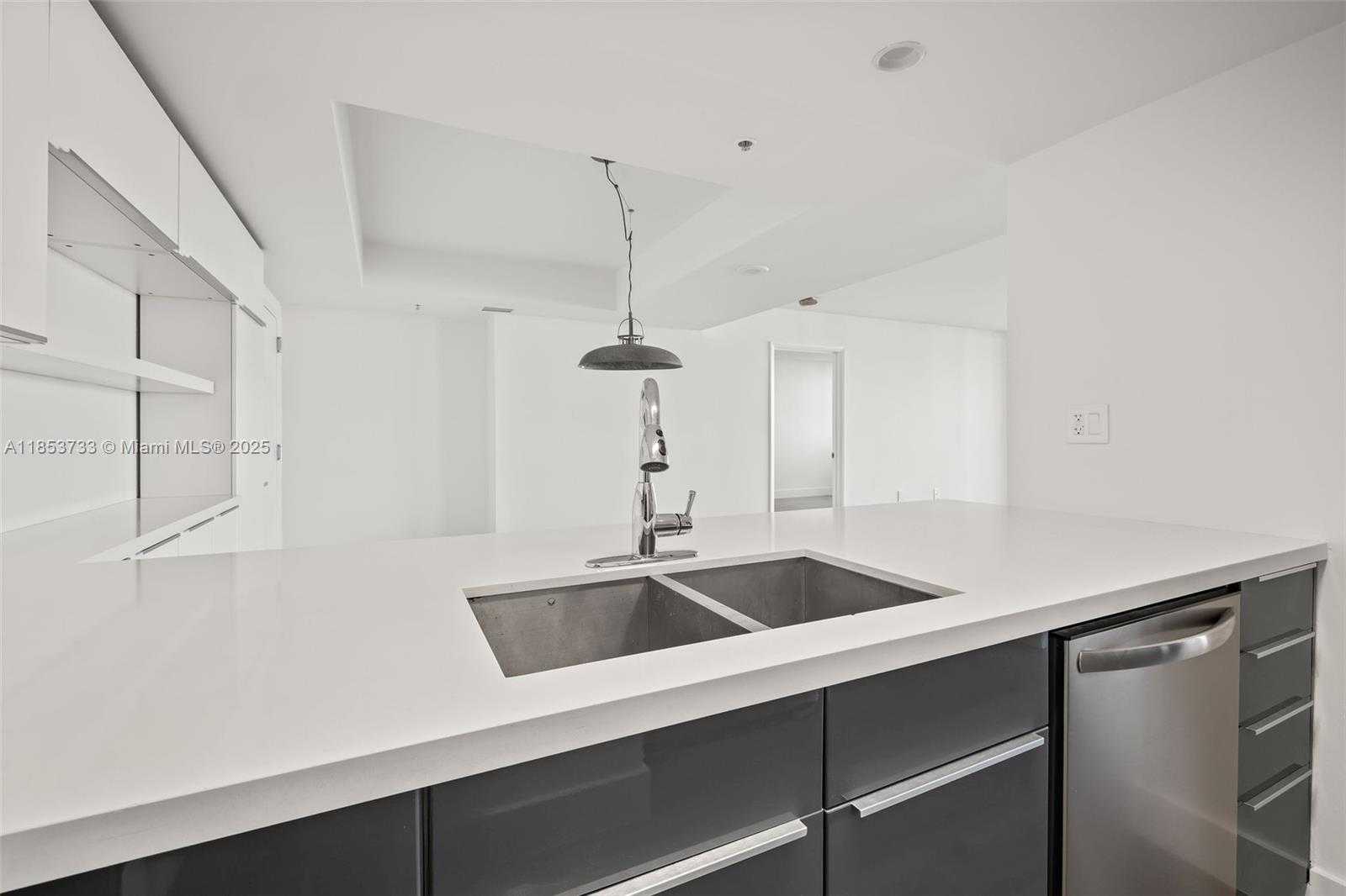 Small Image of 650 WEST AVE #808, Miami Beach Number 19