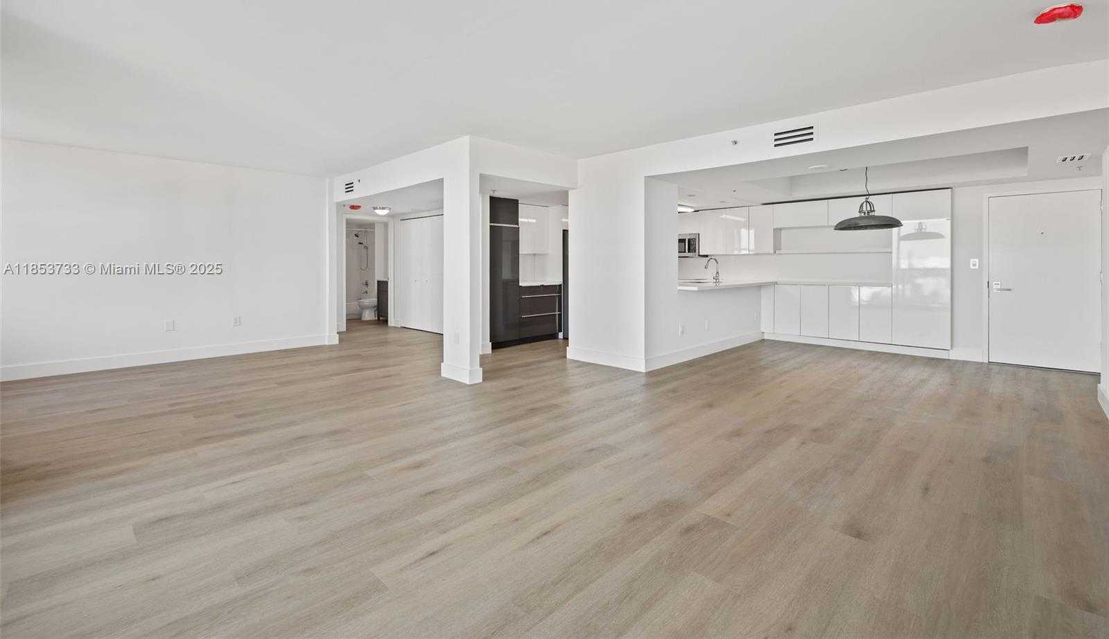Small Image of 650 WEST AVE #808, Miami Beach Number 20
