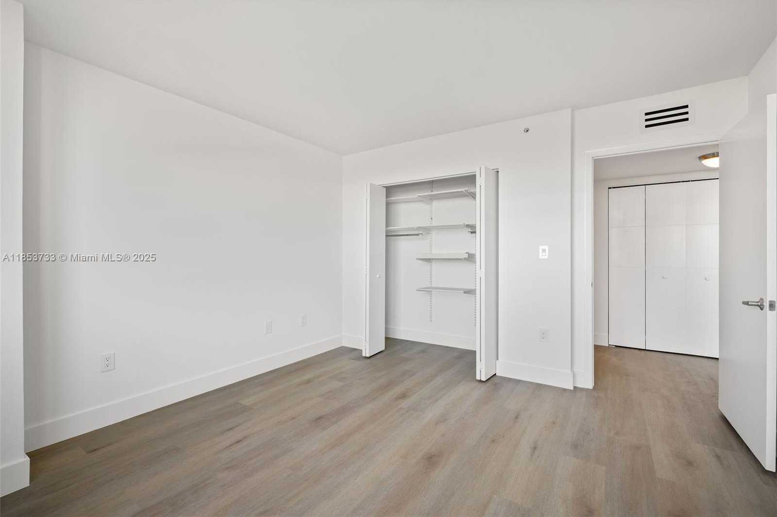 Small Image of 650 WEST AVE #808, Miami Beach Number 33