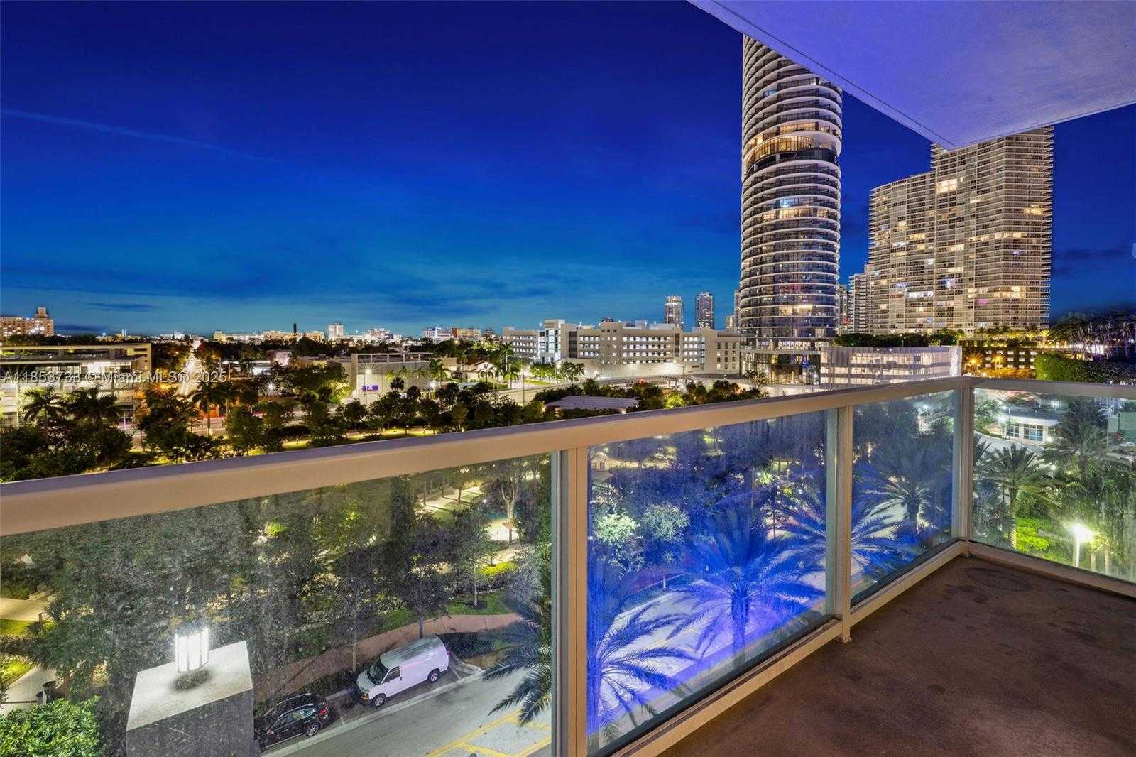 Small Image of 650 WEST AVE #808, Miami Beach Number 40