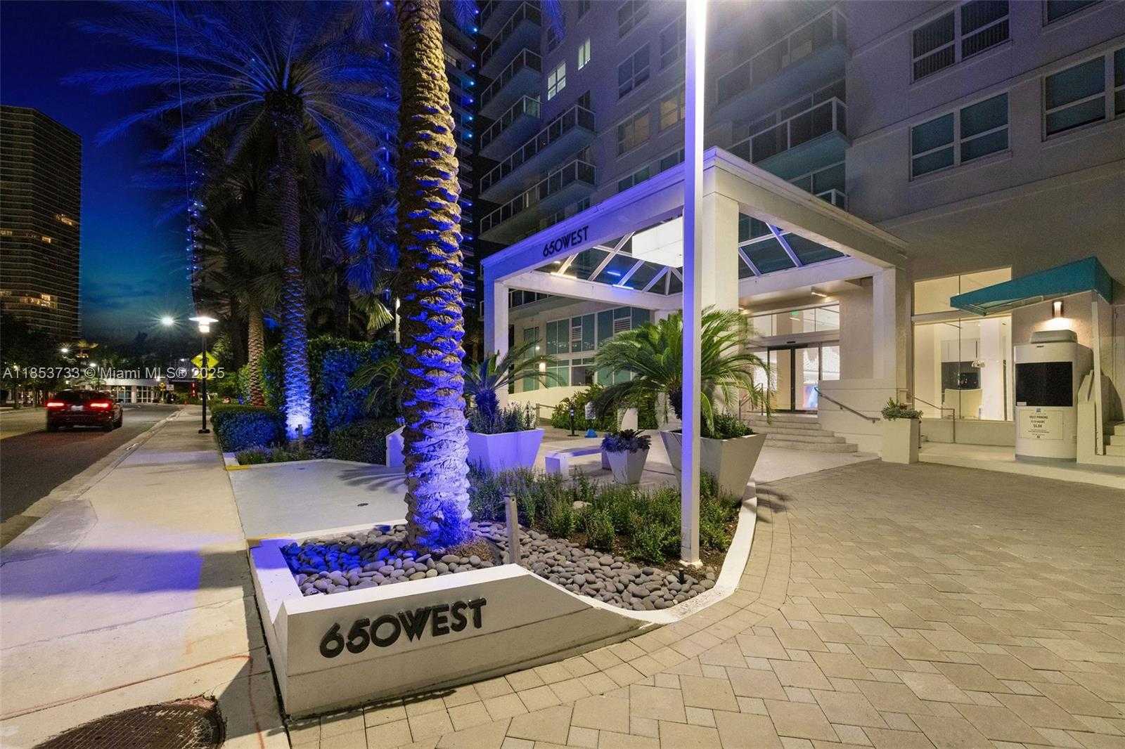 Small Image of 650 WEST AVE #808, Miami Beach Number 50