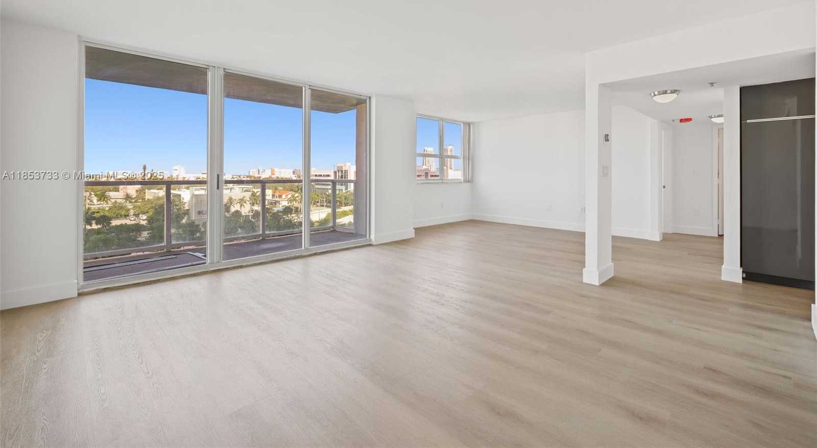 Small Image of 650 WEST AVE #808, Miami Beach Number 9