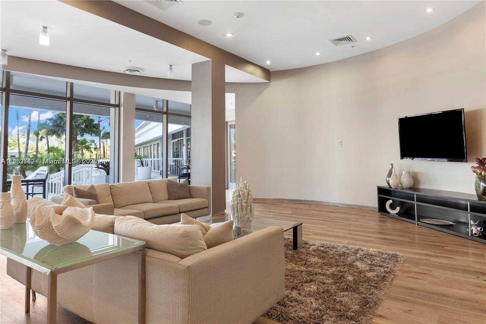 Small Image of 10275 COLLINS AVE #1433, Bal Harbour Number 23