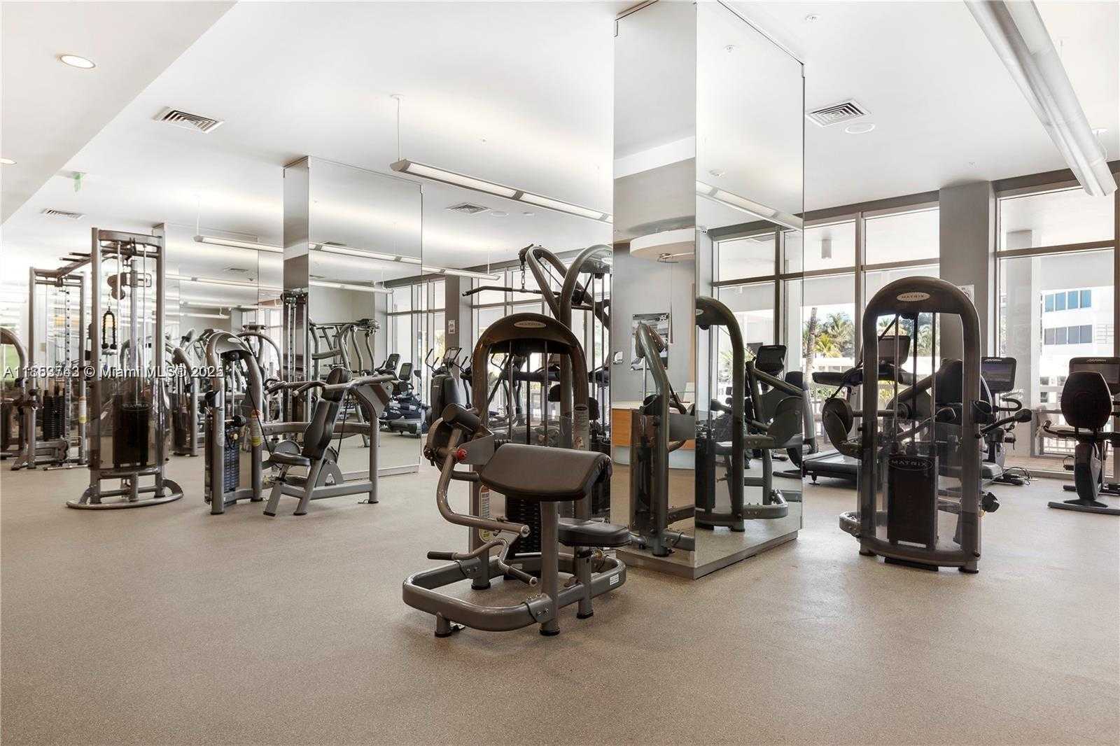 Small Image of 10275 COLLINS AVE #1433, Bal Harbour Number 35