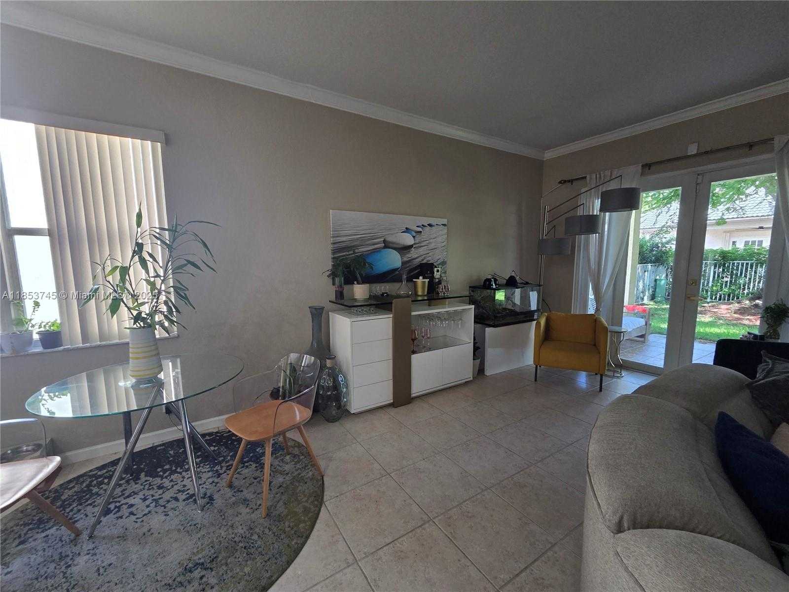 Small Image of 1010 DAISY LN, Weston Number 5
