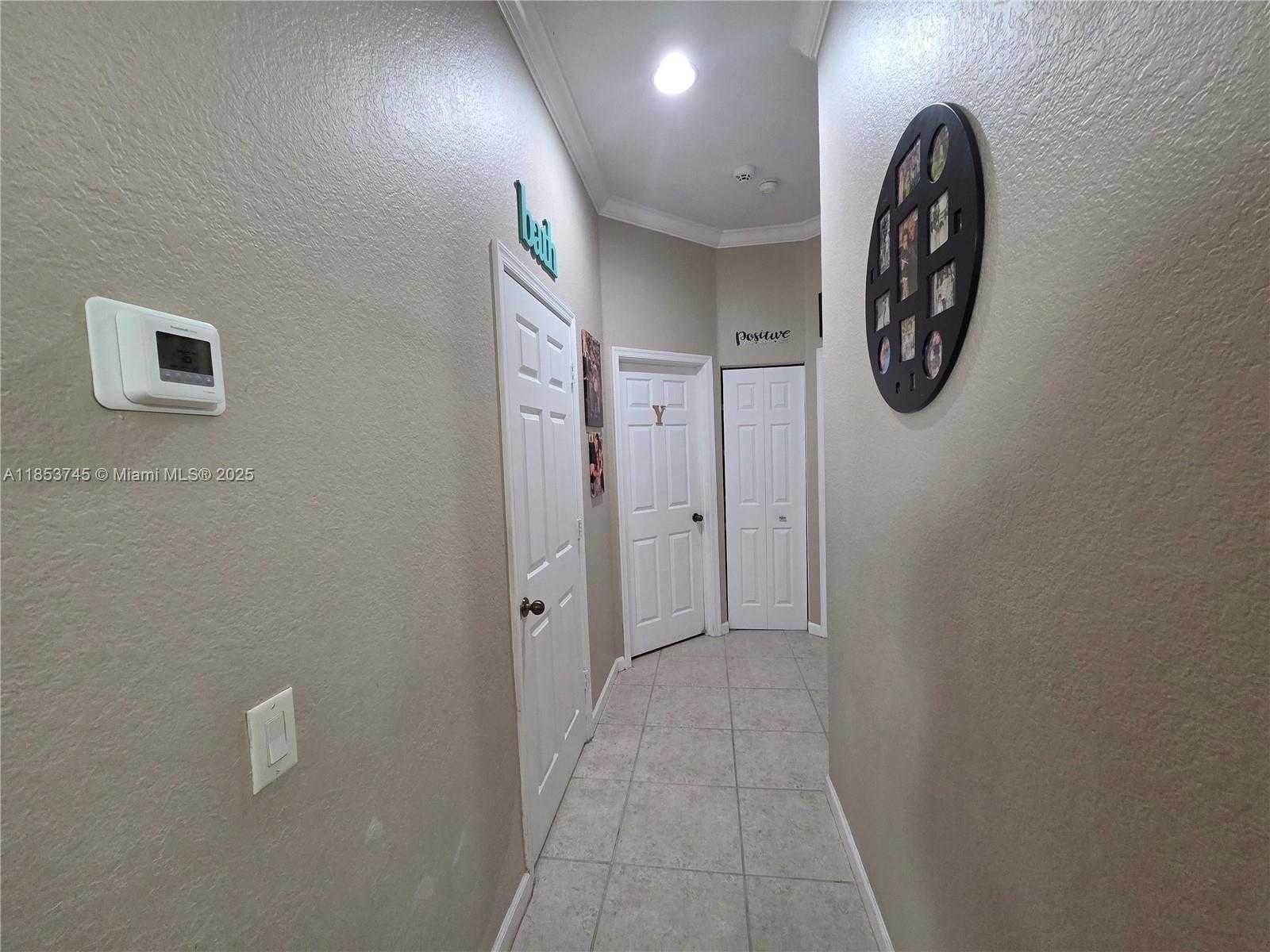 Small Image of 1010 DAISY LN, Weston Number 6