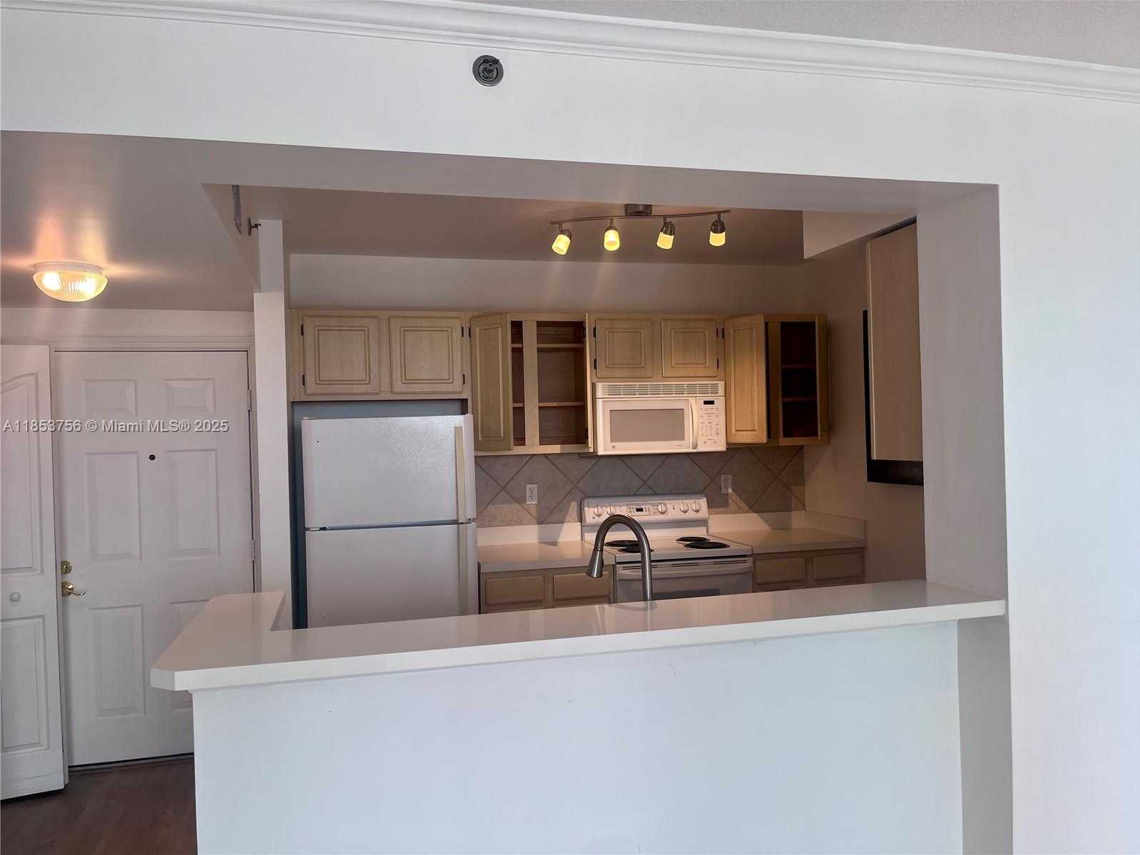 Small Image of 2665 SOUTH WEST 37TH AVE #1510, Miami Number 2