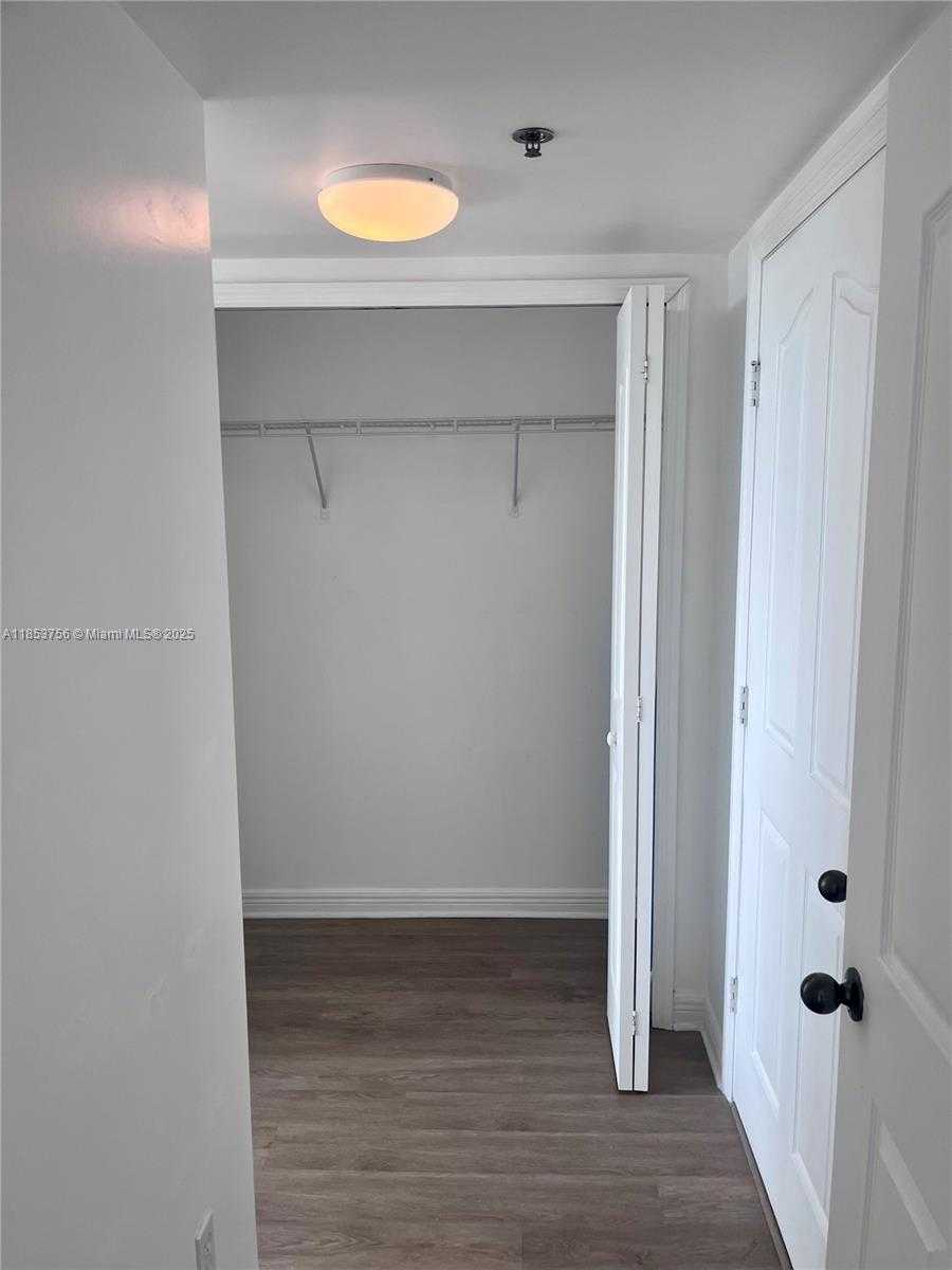 Small Image of 2665 SOUTH WEST 37TH AVE #1510, Miami Number 7