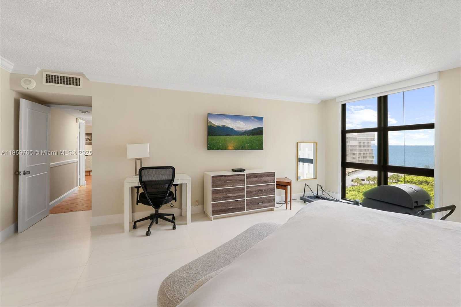 Small Image of 1121 CRANDON BLVD #E802, Key Biscayne Number 15