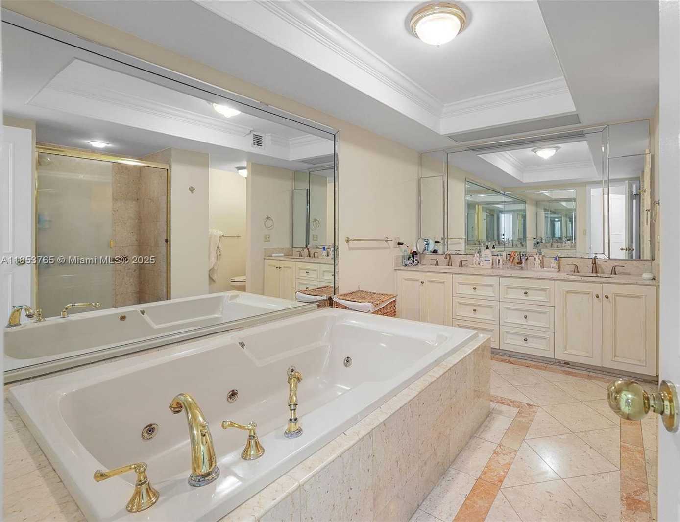 Small Image of 1121 CRANDON BLVD #E802, Key Biscayne Number 17