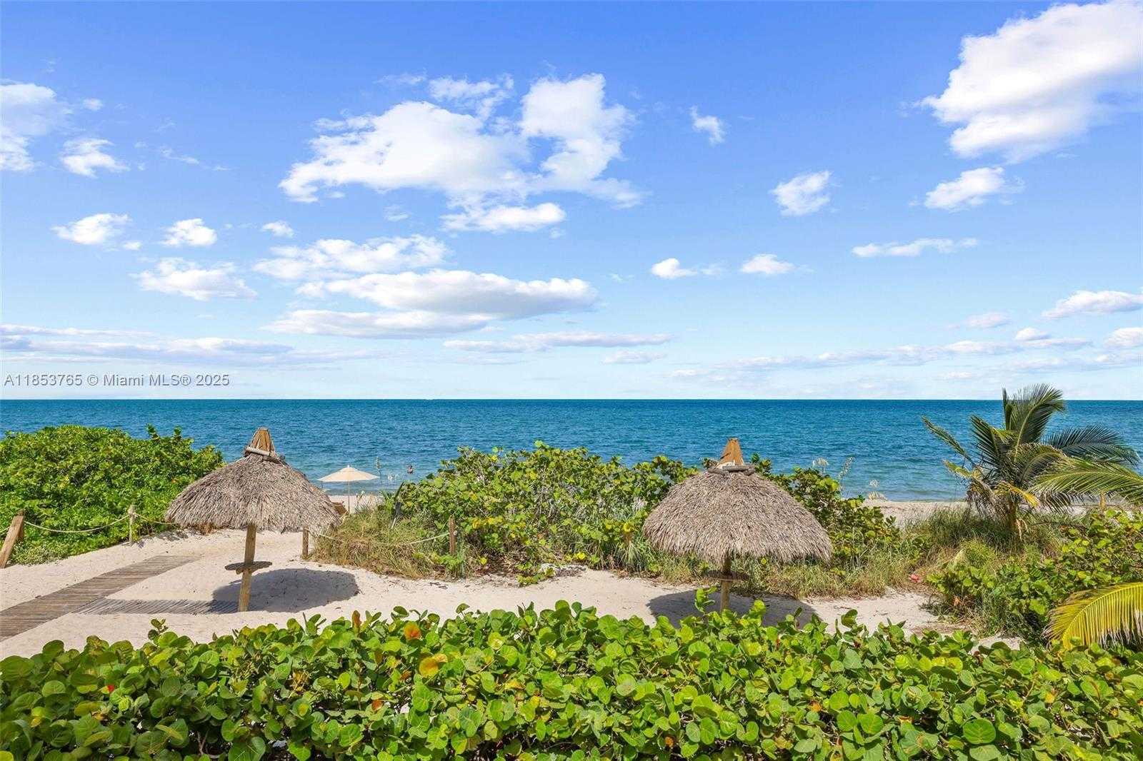 Small Image of 1121 CRANDON BLVD #E802, Key Biscayne Number 26