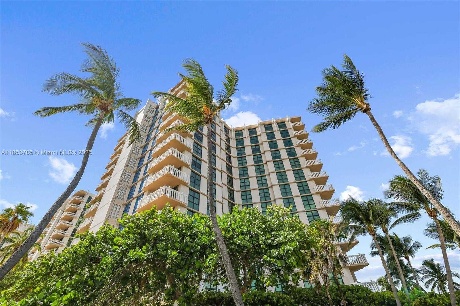 Small Image of 1121 CRANDON BLVD #E802, Key Biscayne Number 30