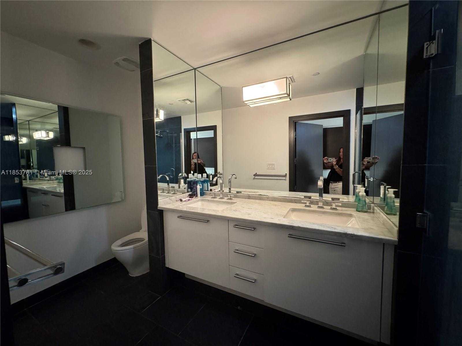 Small Image of 900 BISCAYNE BLVD #4103, Miami Number 11