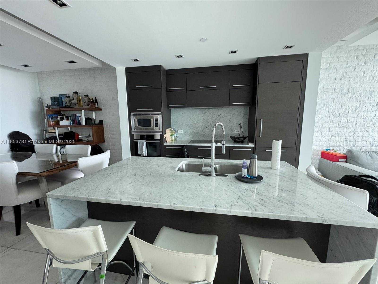 Small Image of 900 BISCAYNE BLVD #4103, Miami Number 5
