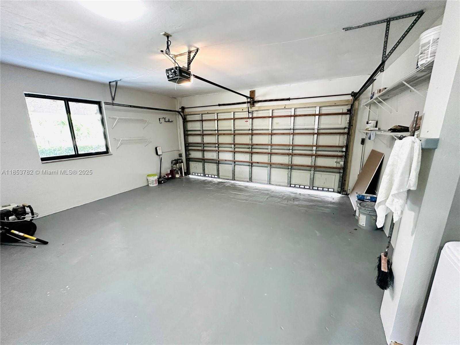 Small Image of 201 SOUTH WEST 40TH AVE, Miami Number 48