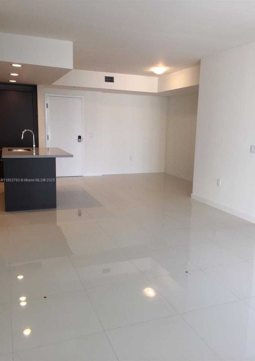 Small Image of 7825 NORTH WEST 107 AVE #419, Doral Number 4