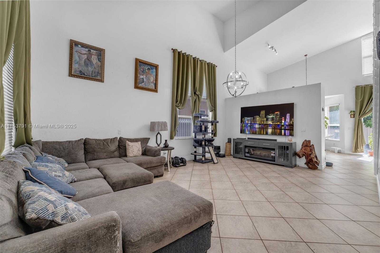 Small Image of 1755 NORTH EAST 37TH AVE, Homestead Number 4