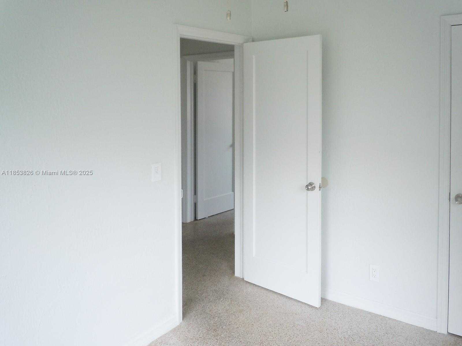 Small Image of 2124 TAYLOR ST #., Hollywood Number 22