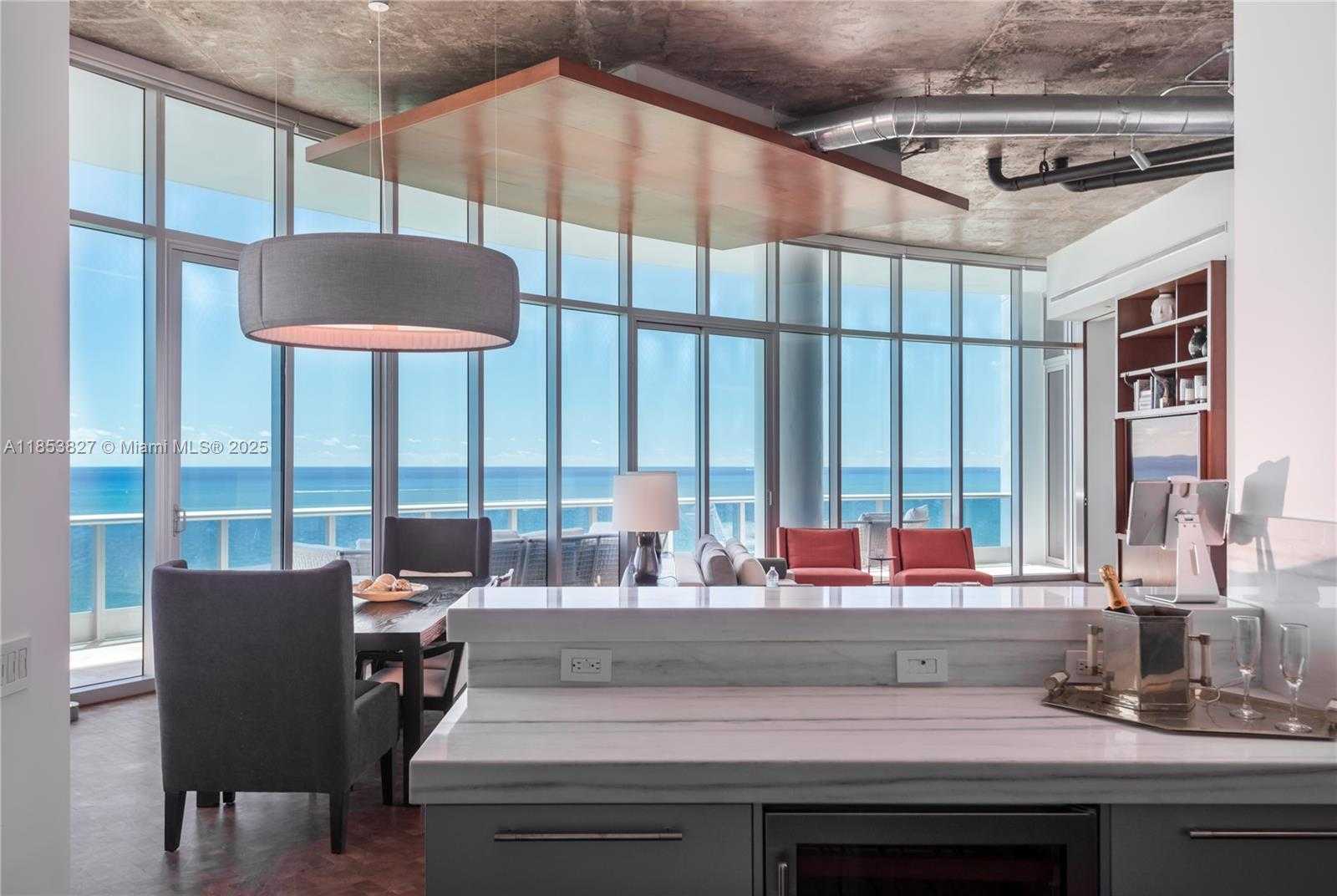 Small Image of 5959 COLLINS AVE #2007, Miami Beach Number 18