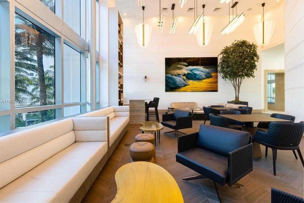 Small Image of 5959 COLLINS AVE #2007, Miami Beach Number 48
