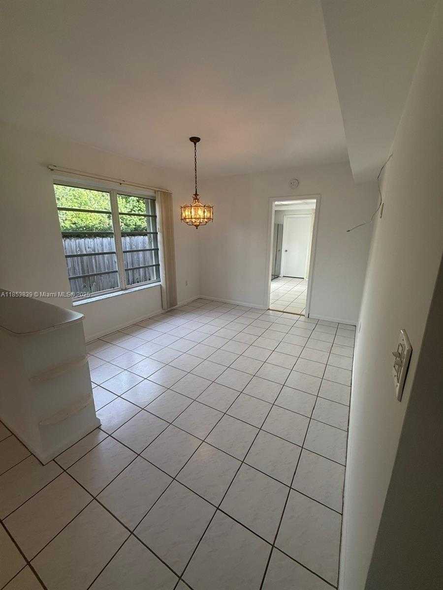 Small Image of 700 SOUTH SHORE DR #700, Miami Beach Number 14