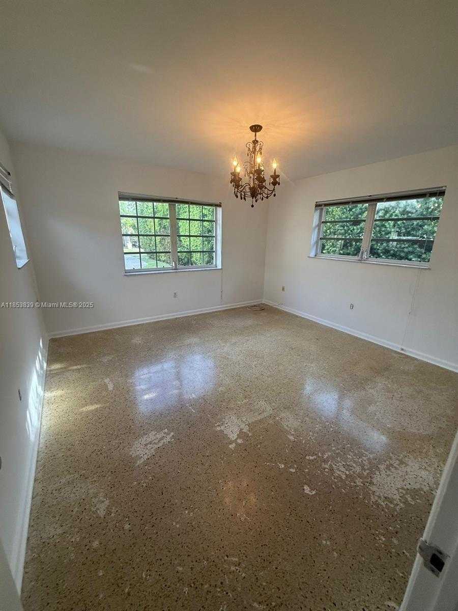 Small Image of 700 SOUTH SHORE DR #700, Miami Beach Number 19