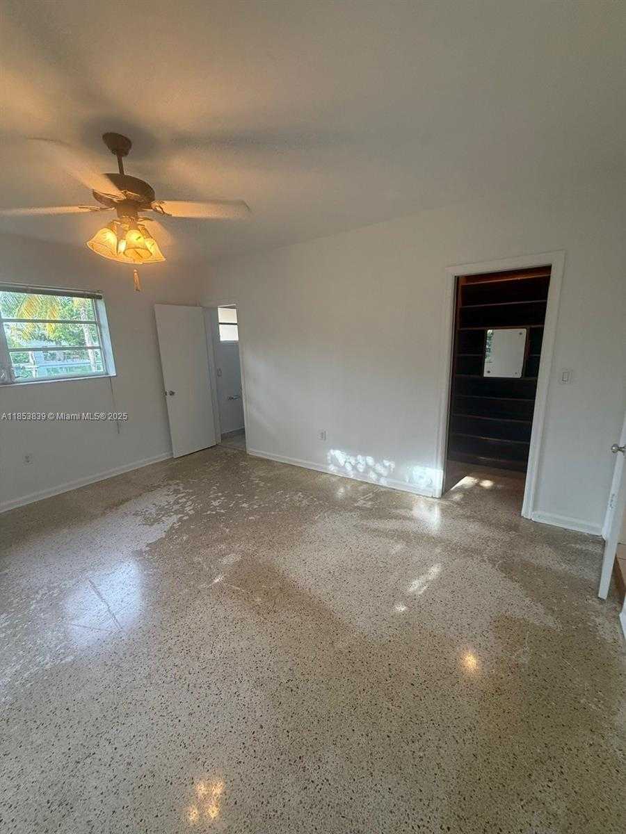 Small Image of 700 SOUTH SHORE DR #700, Miami Beach Number 22