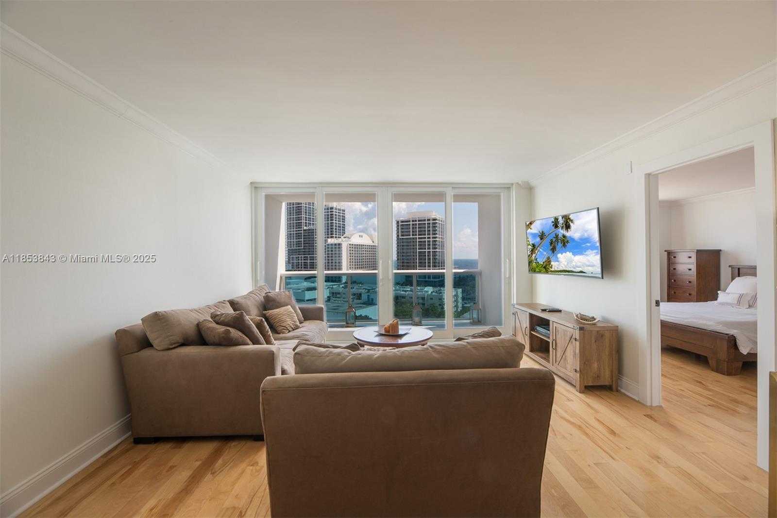 Small Image of 6770 INDIAN CREEK DR #12A, Miami Beach Number 13