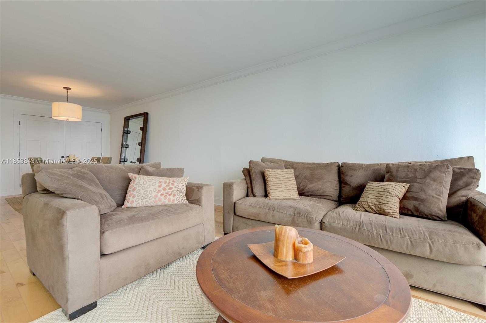 Small Image of 6770 INDIAN CREEK DR #12A, Miami Beach Number 15