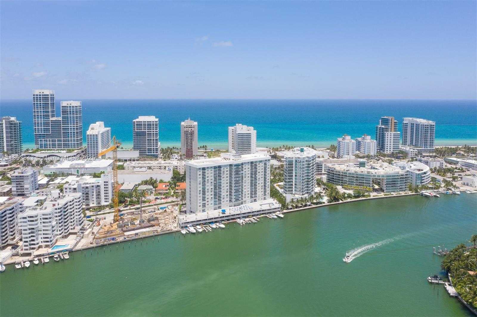 Small Image of 6770 INDIAN CREEK DR #12A, Miami Beach Number 2