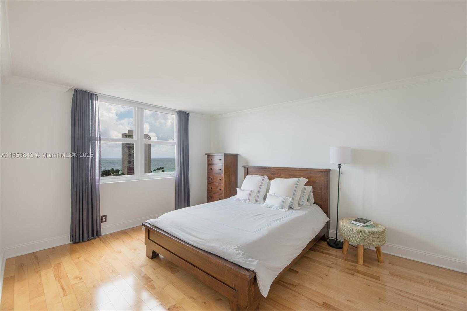 Small Image of 6770 INDIAN CREEK DR #12A, Miami Beach Number 23