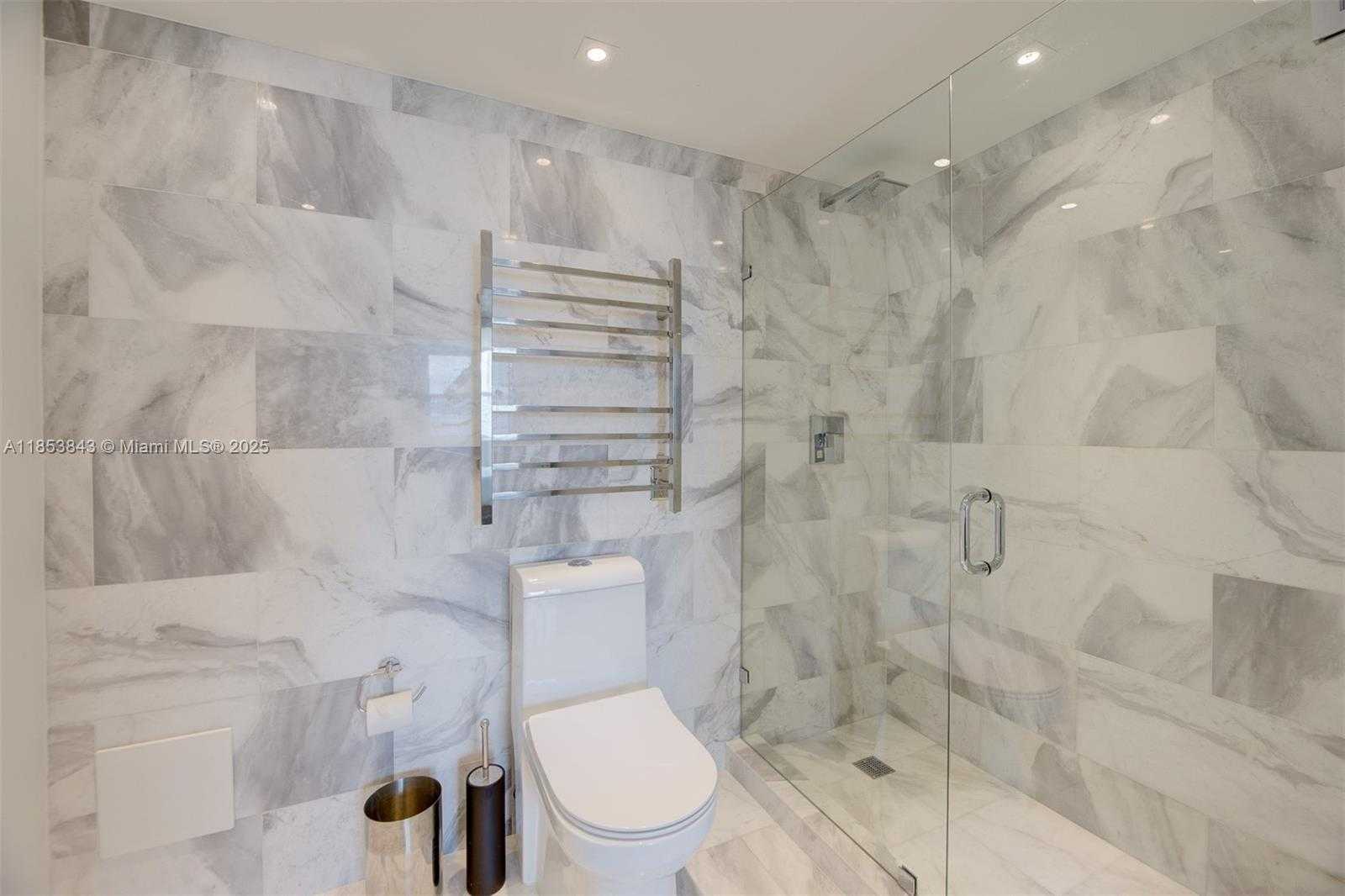 Small Image of 6770 INDIAN CREEK DR #12A, Miami Beach Number 28