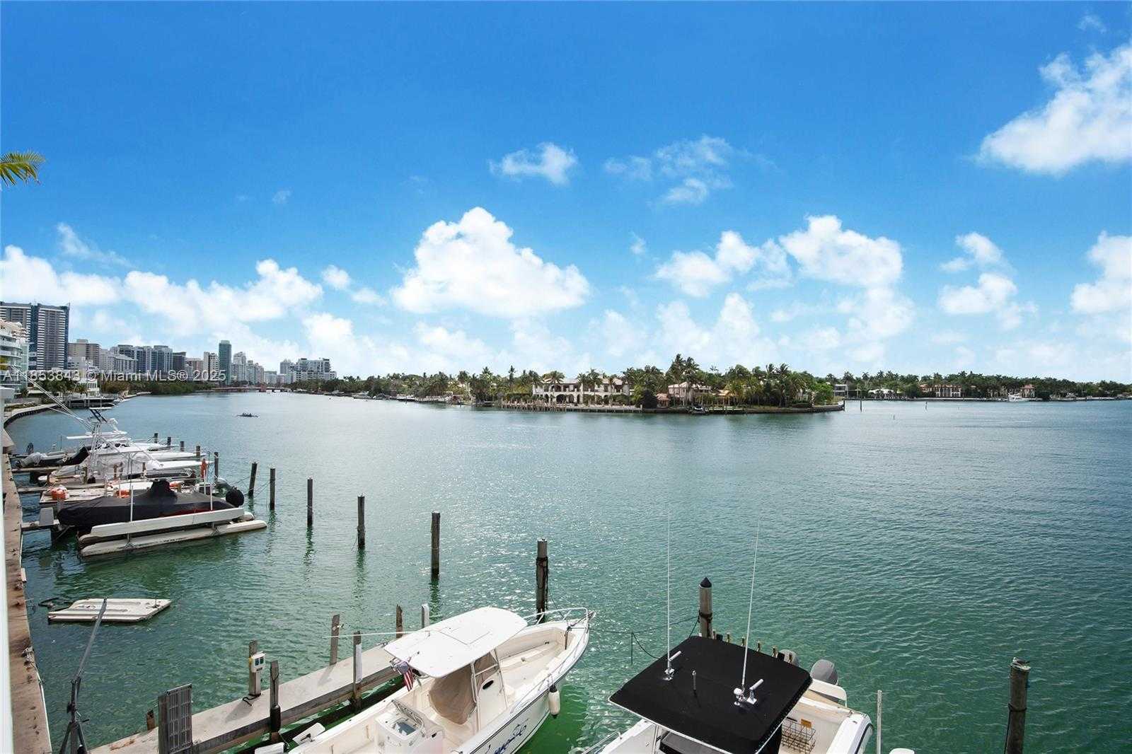 Small Image of 6770 INDIAN CREEK DR #12A, Miami Beach Number 9