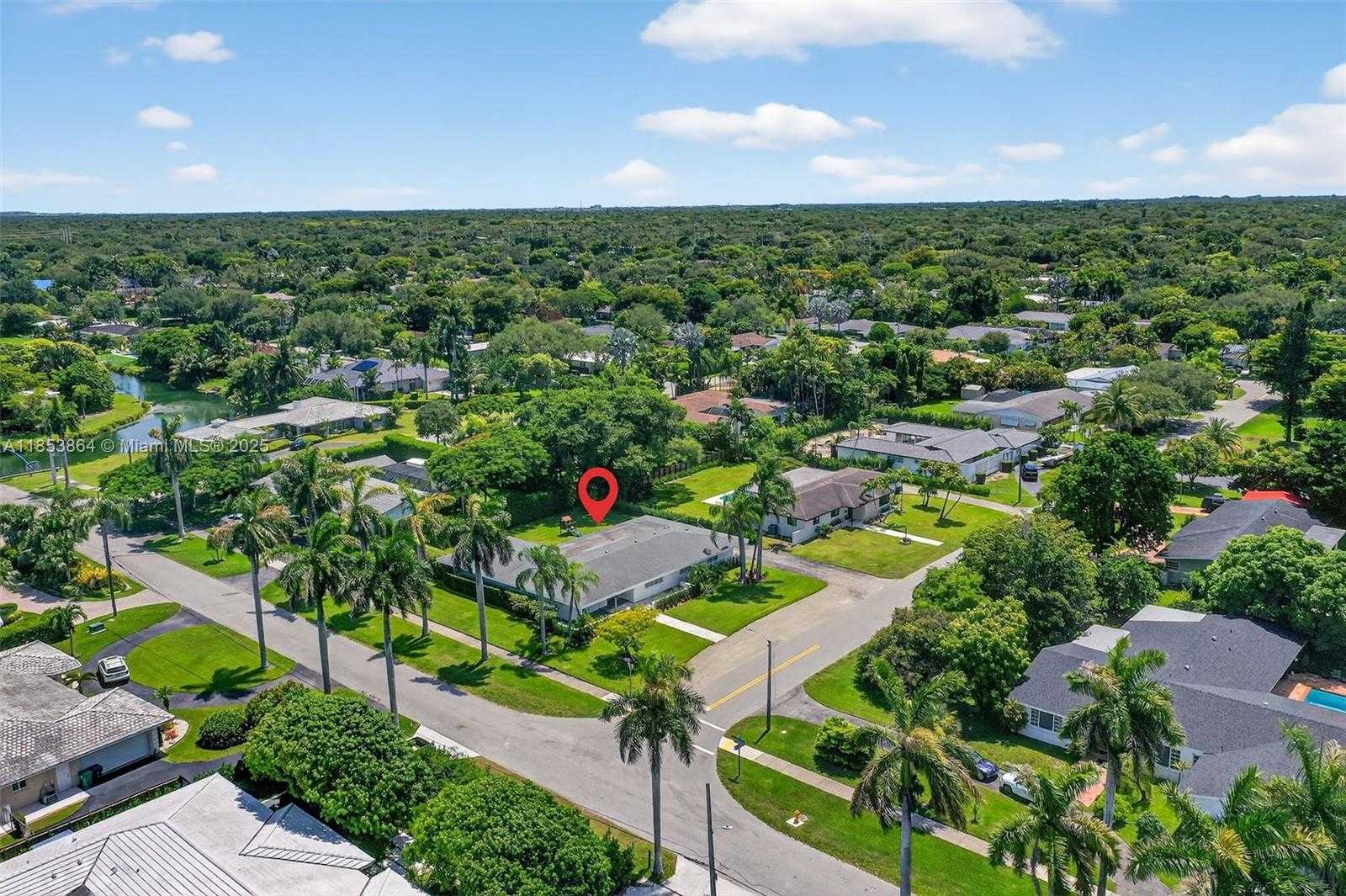 Small Image of 7200 SOUTH WEST 137TH ST, Palmetto Bay Number 36