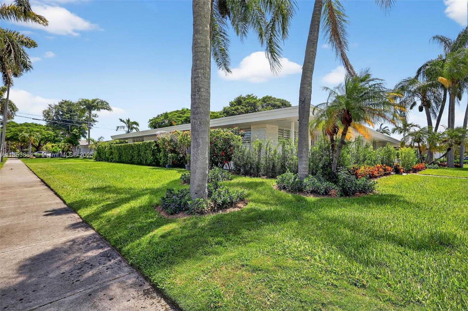 Small Image of 7200 SOUTH WEST 137TH ST, Palmetto Bay Number 43