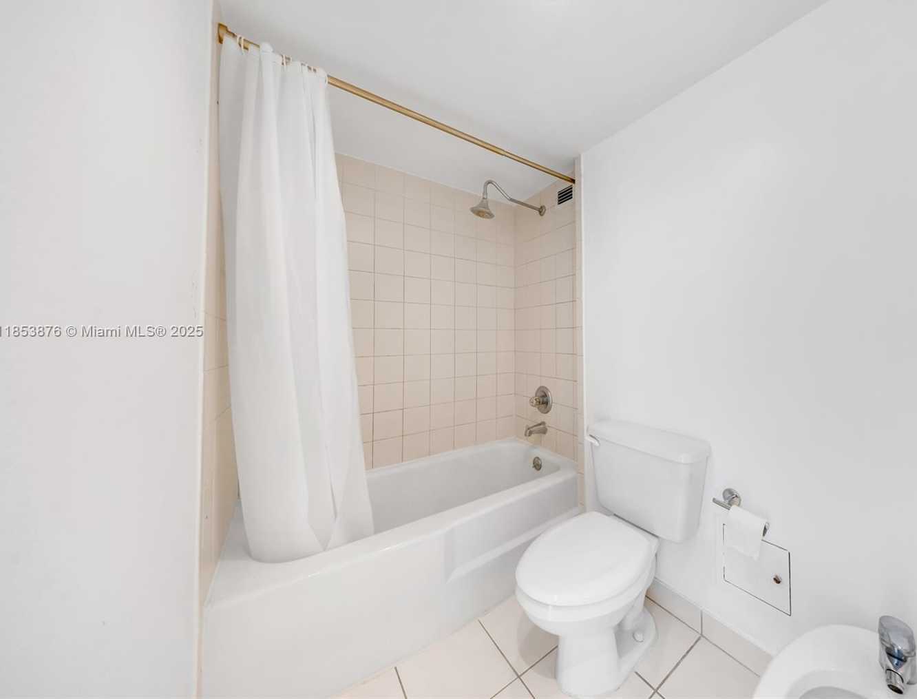 Small Image of 5600 COLLINS AVE #9B, Miami Beach Number 22