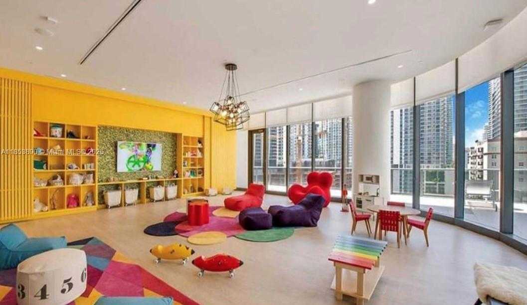 Small Image of 45 SOUTH WEST 9TH ST #2510, Miami Number 14