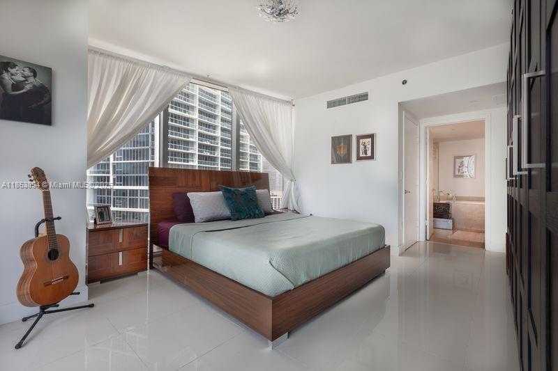 Small Image of 495 BRICKELL AVE #2911, Miami Number 14