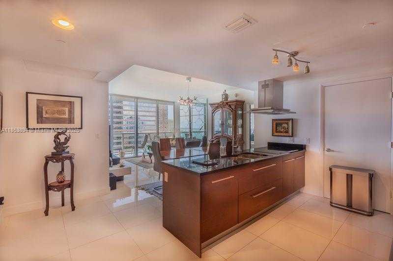 Small Image of 495 BRICKELL AVE #2911, Miami Number 2