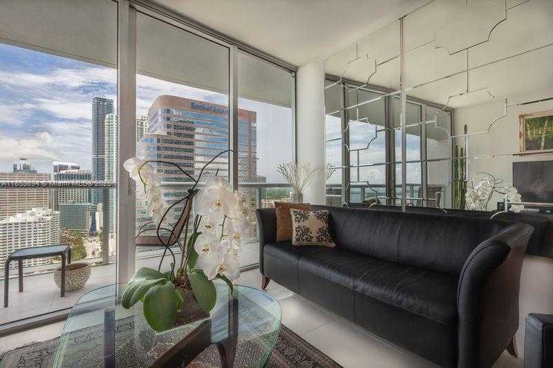 Small Image of 495 BRICKELL AVE #2911, Miami Number 3