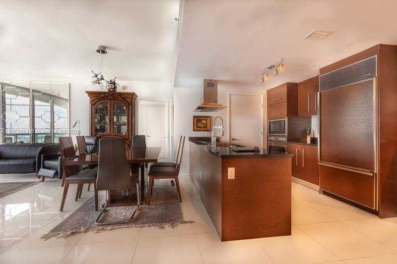 Small Image of 495 BRICKELL AVE #2911, Miami Number 8