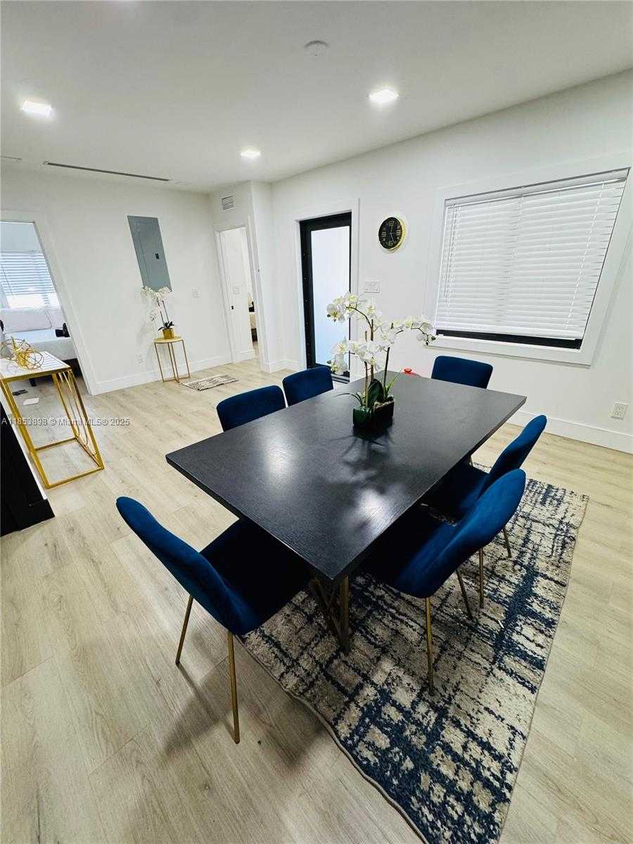 Small Image of 2723 SOUTH WEST 13TH ST, Miami Number 6