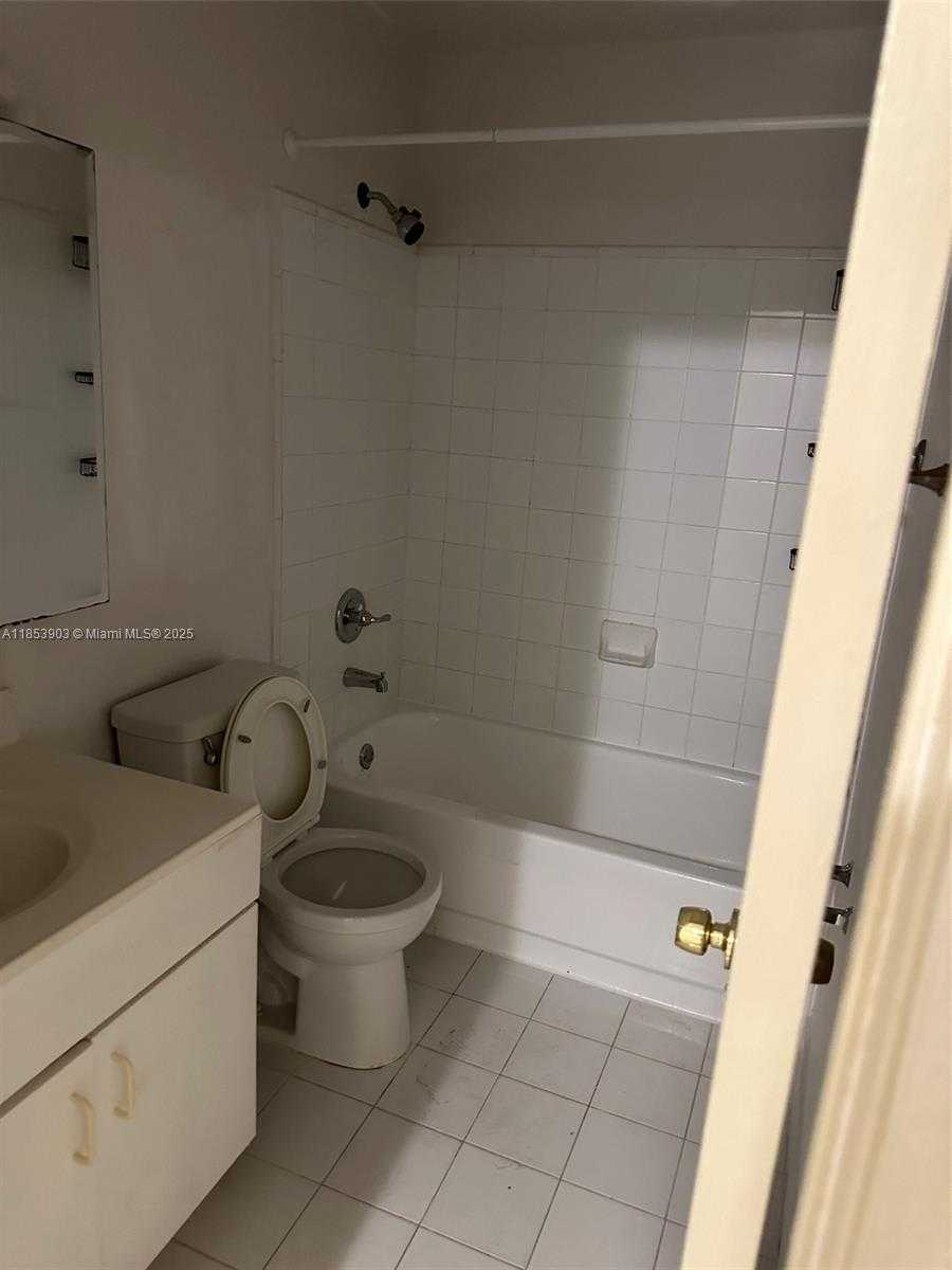 Small Image of 11309 SOUTH WEST 200TH ST #112-C, Miami Number 3
