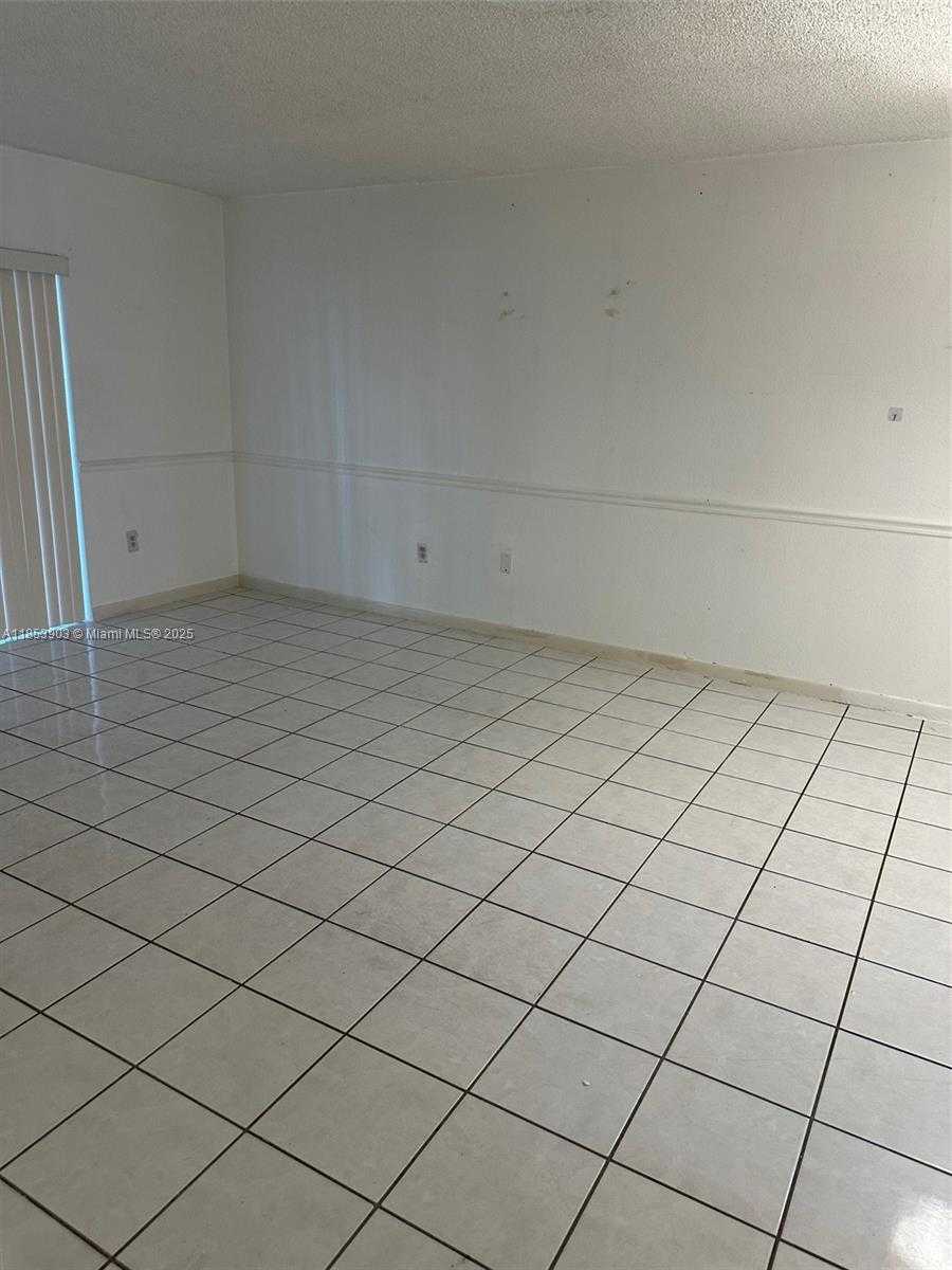 Small Image of 11309 SOUTH WEST 200TH ST #112-C, Miami Number 5