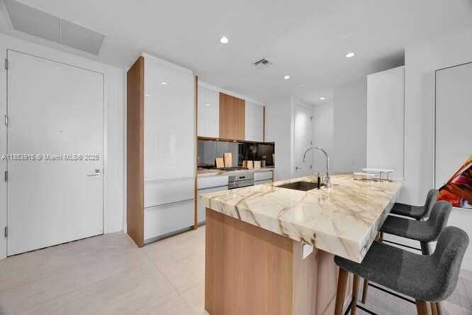 Small Image of 2831 SOUTH BAYSHORE DR #702, Miami Number 10
