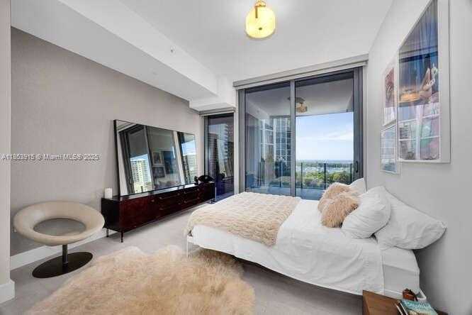 Small Image of 2831 SOUTH BAYSHORE DR #702, Miami Number 14