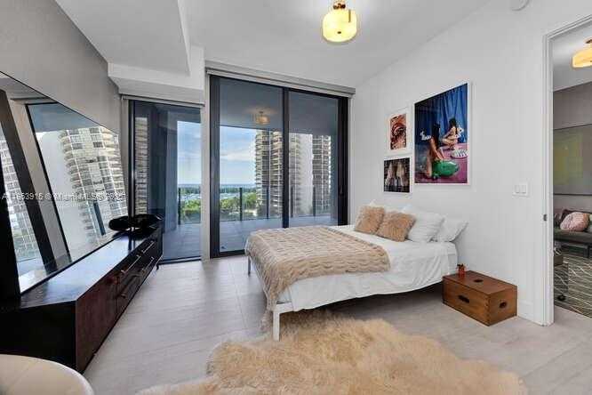 Small Image of 2831 SOUTH BAYSHORE DR #702, Miami Number 15