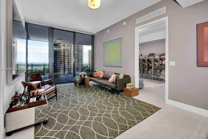 Small Image of 2831 SOUTH BAYSHORE DR #702, Miami Number 3