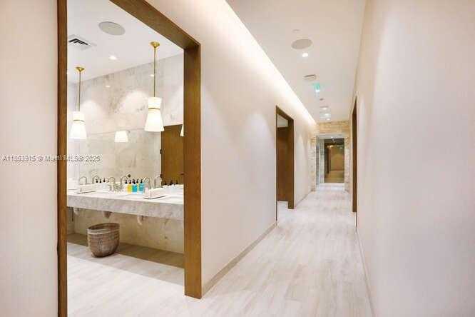 Small Image of 2831 SOUTH BAYSHORE DR #702, Miami Number 31
