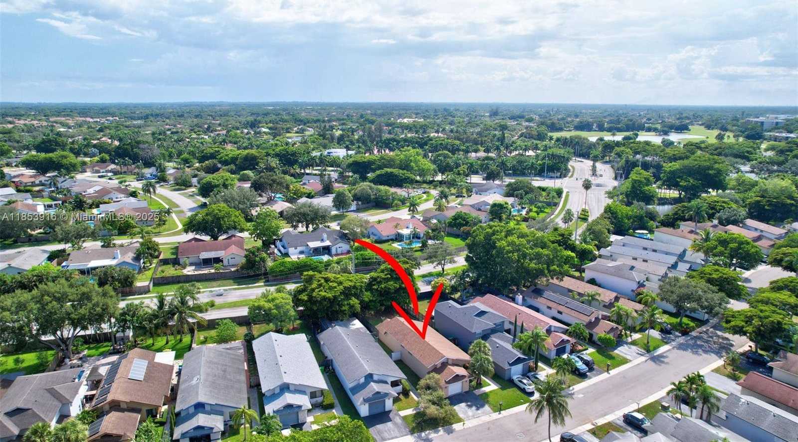 Small Image of 581 LAKESIDE CIR, Sunrise Number 6